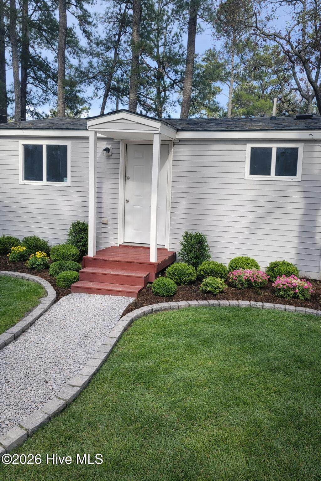503 Pasquenoke Trail - Photo 1