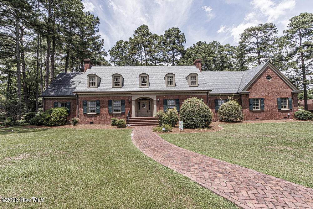 206 Westview Park Drive - Photo 1