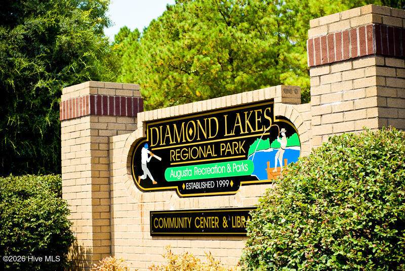 https://bt-photos.global.ssl.fastly.net/ncreg/orig_boomver_1_bf161b0c945a57a42b692a741e623d1a-2.jpg