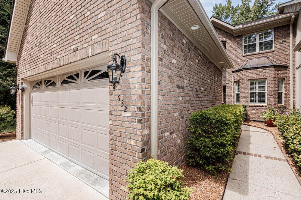 632 Blue Water Landing - Photo 1