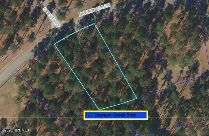 212 Dawson Creek Boulevard - Photo 1
