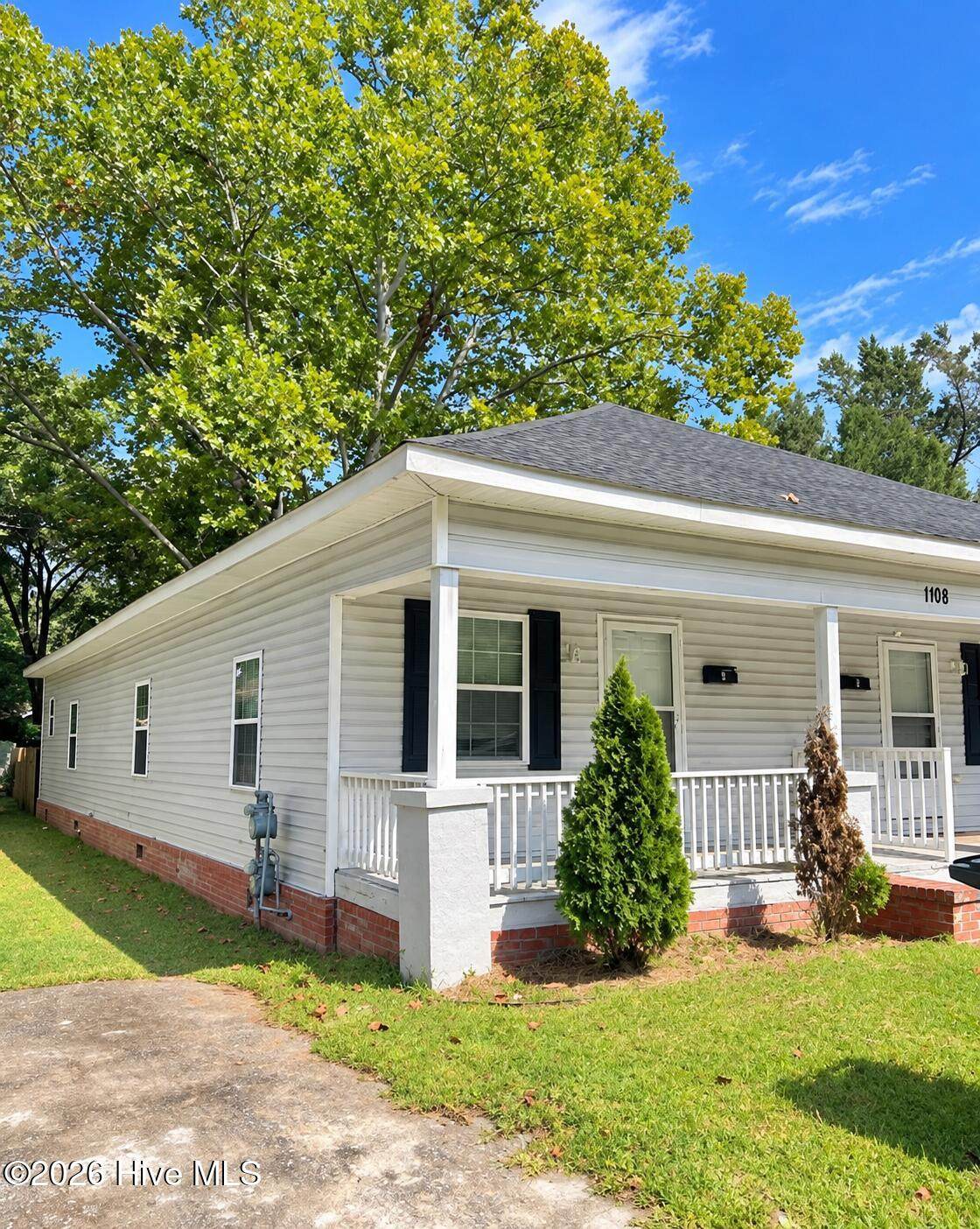 1108 4th Street - Photo 1