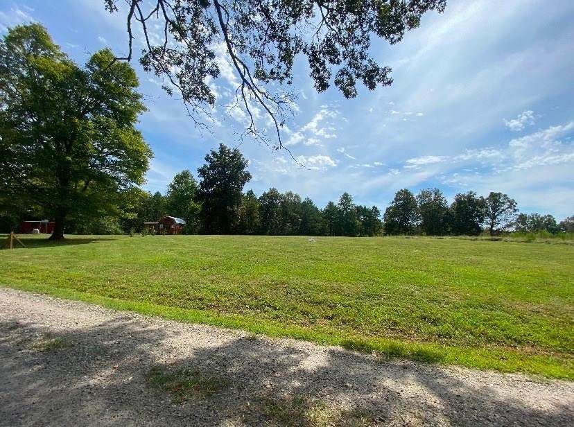 38 Holly Point Drive - Photo 1