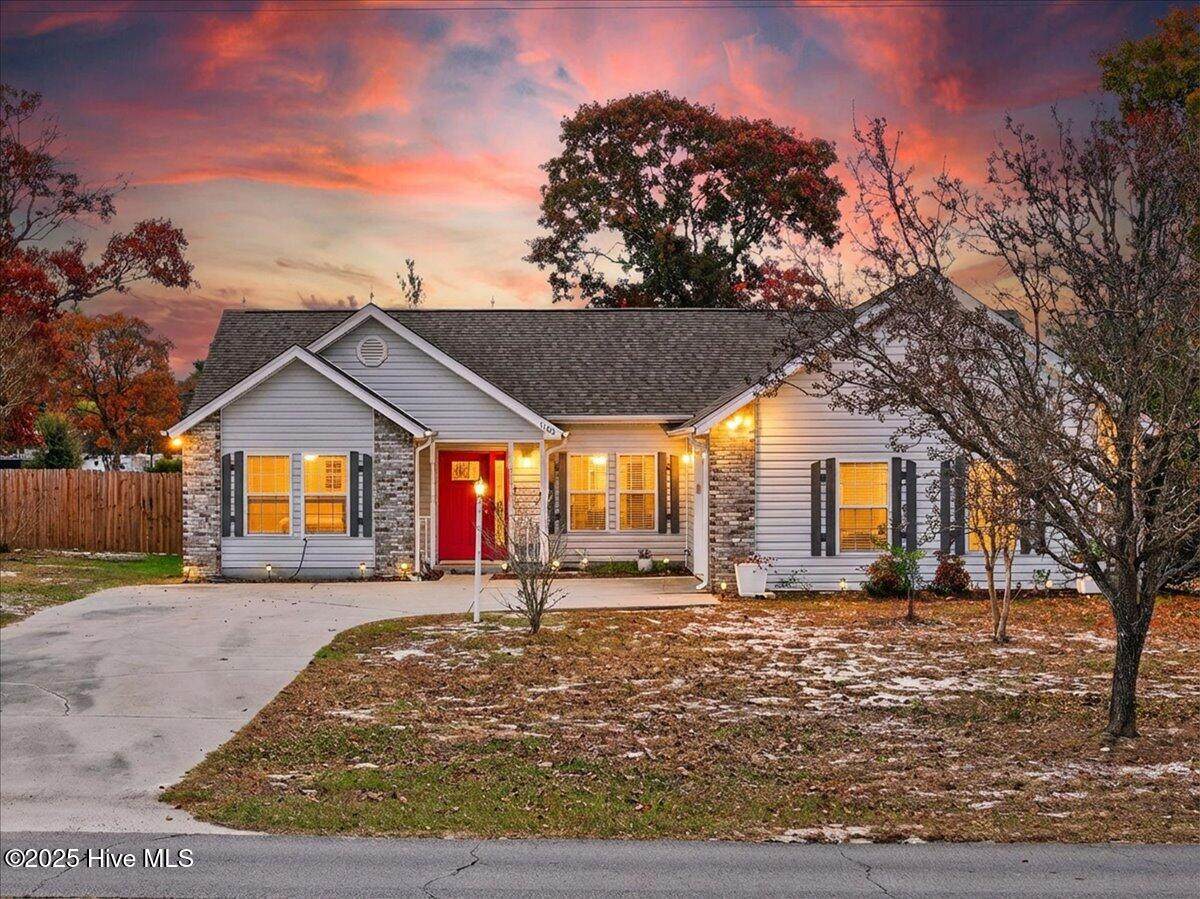 1709 Pharview Drive - Photo 1