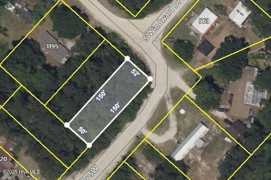 580 Windward Drive - Photo 1