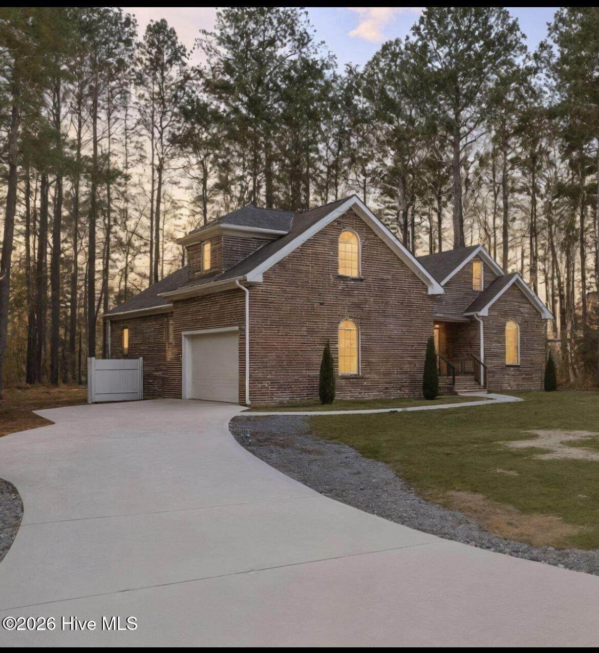 433 Riversound Drive - Photo 1