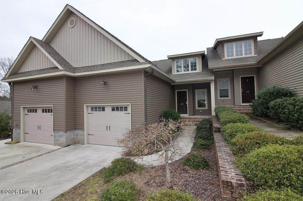 45 Cypress Circle - Photo 1