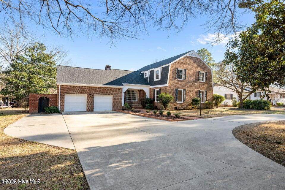 236 Shoreline Drive - Photo 1
