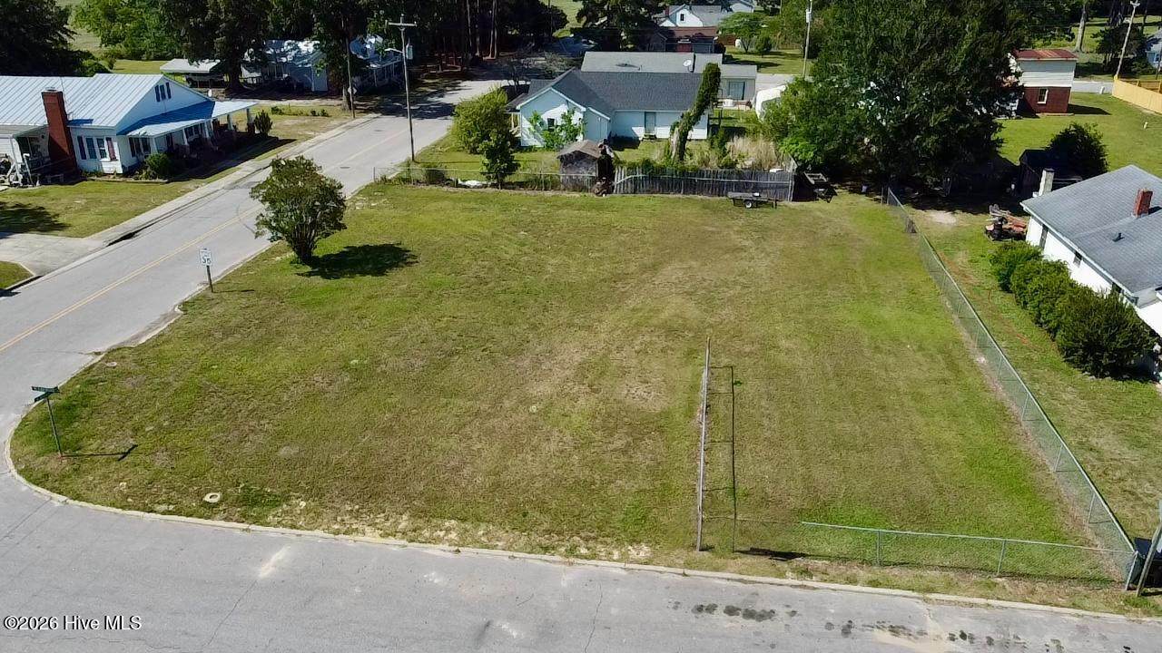 102 Whitley Street - Photo 1