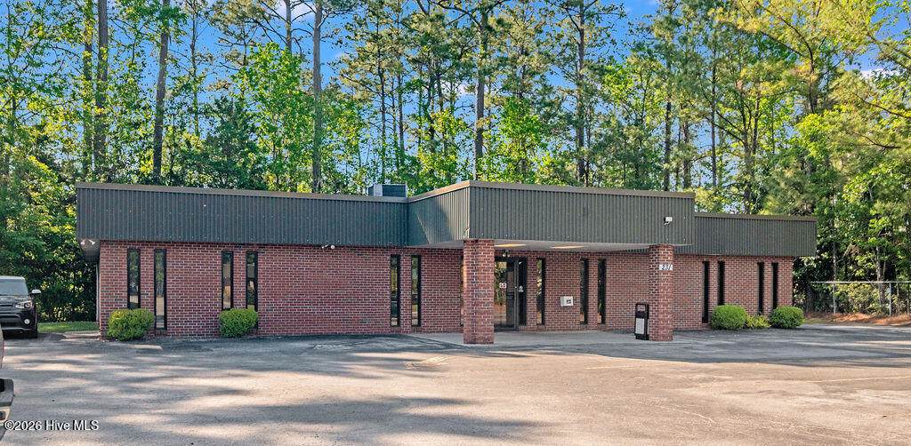 231 Memorial Drive - Photo 1