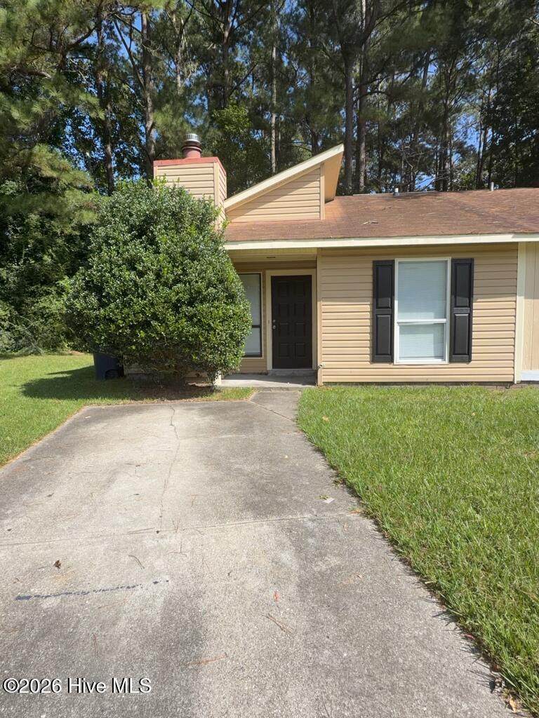 137 Twinwood Drive - Photo 1