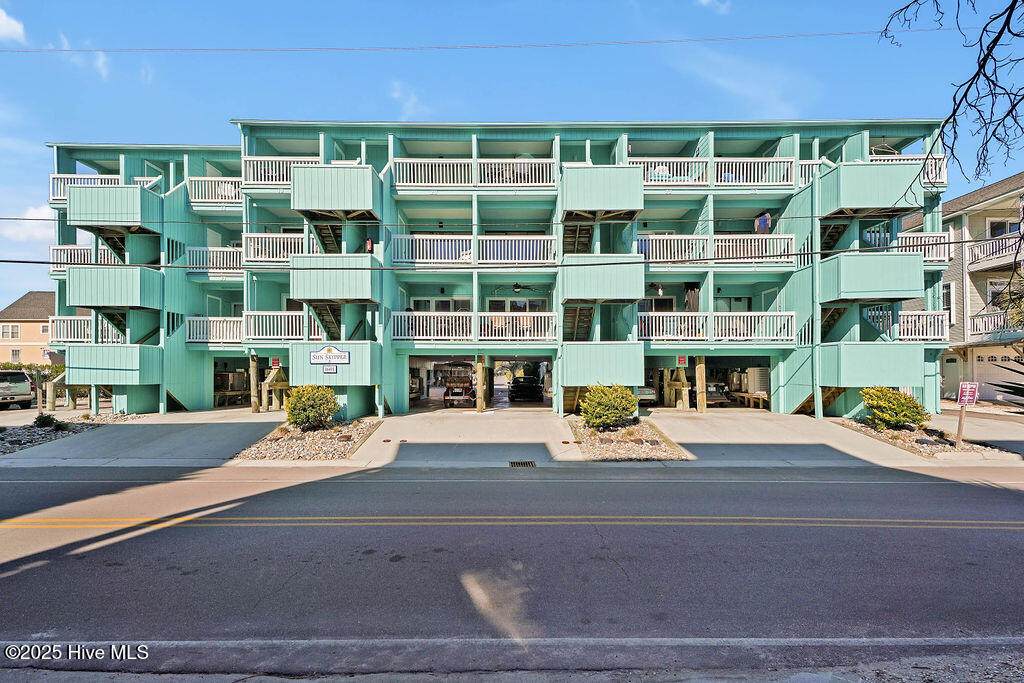 1601 Carolina Beach Avenue - Photo 1