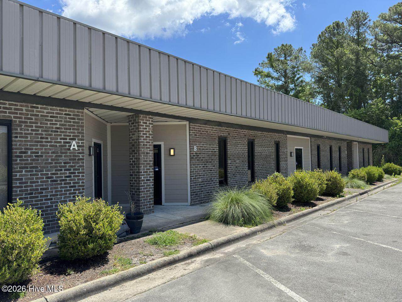 1319 Glenburnie Road - Photo 1