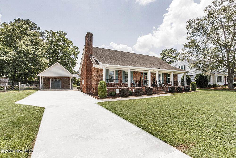 609 Golfers Lane - Photo 1