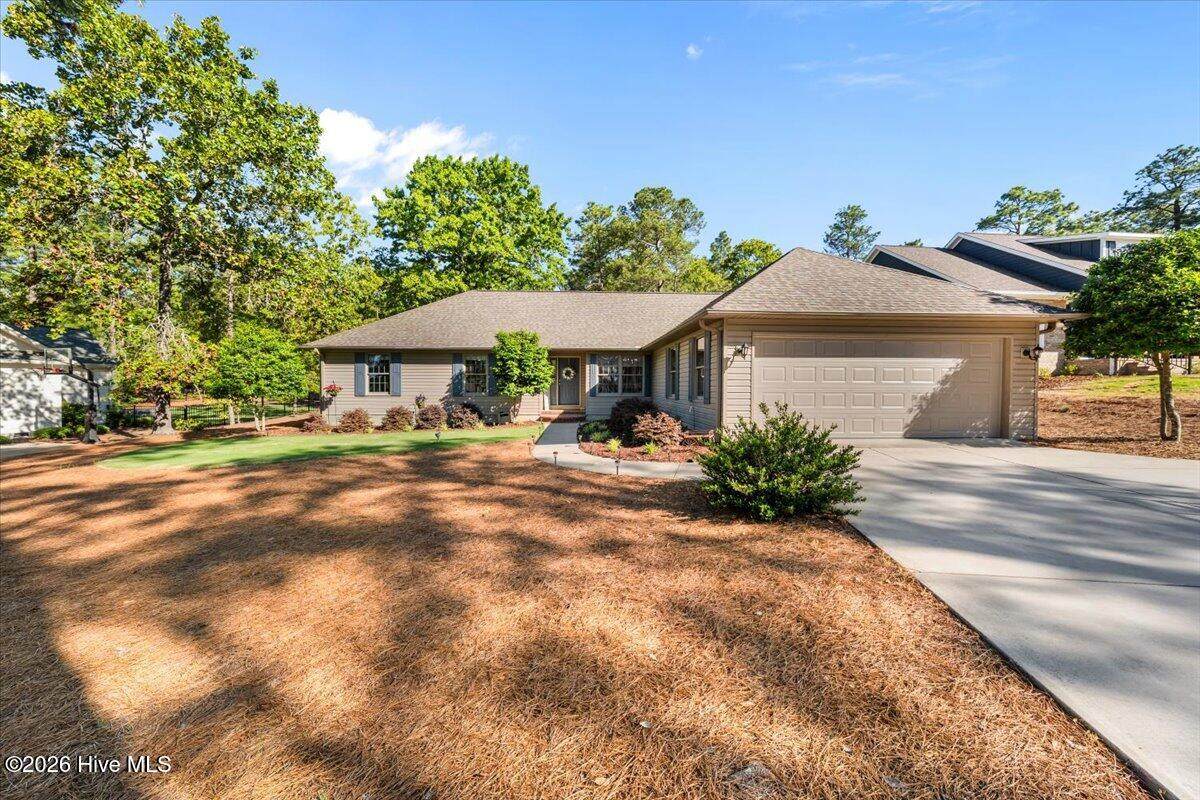 134 Fawnwood Drive - Photo 1