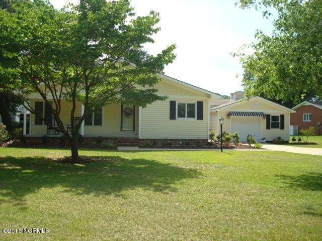 206 Club Point Drive - Photo 1