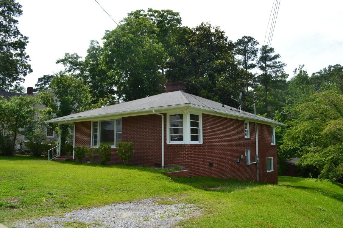403 Simmons Avenue - Photo 1