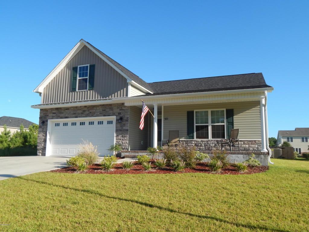 921 Eastman Creek Drive, Beaufort, NC 28516 (MLS #100025666) :: Century 21 Sweyer & Associates