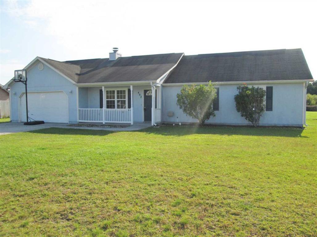 402 Sumrell Way, Hubert, NC 28539 (MLS #100025865) :: Century 21 Sweyer & Associates
