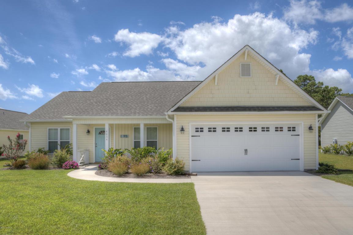4454 Maritime Oak Drive SE, Southport, NC 28461 (MLS #100027160) :: Century 21 Sweyer & Associates