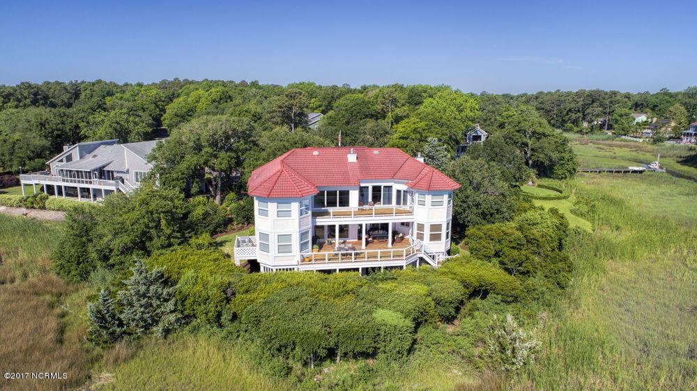 143 Middle Oaks Drive - Photo 1