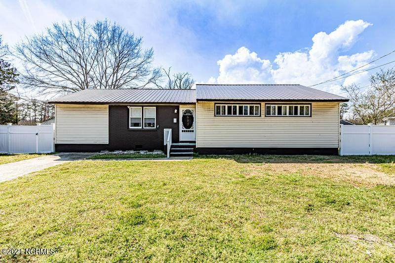 603 Henderson Drive - Photo 1