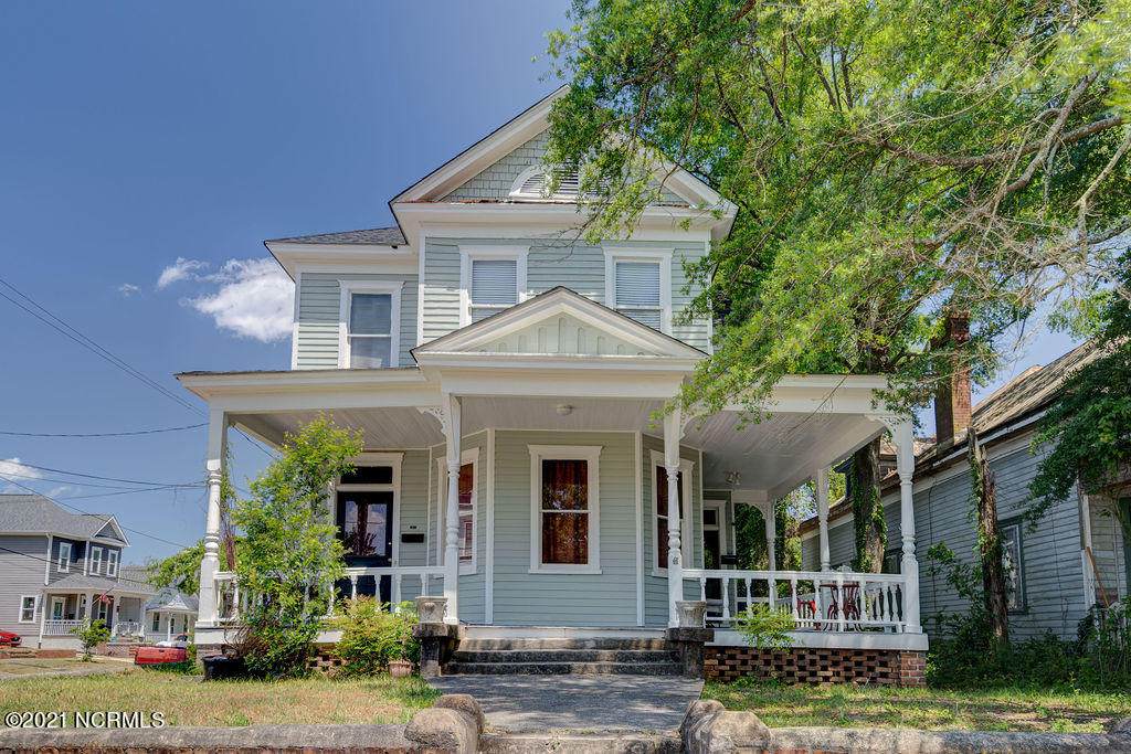 320 7th Street - Photo 1