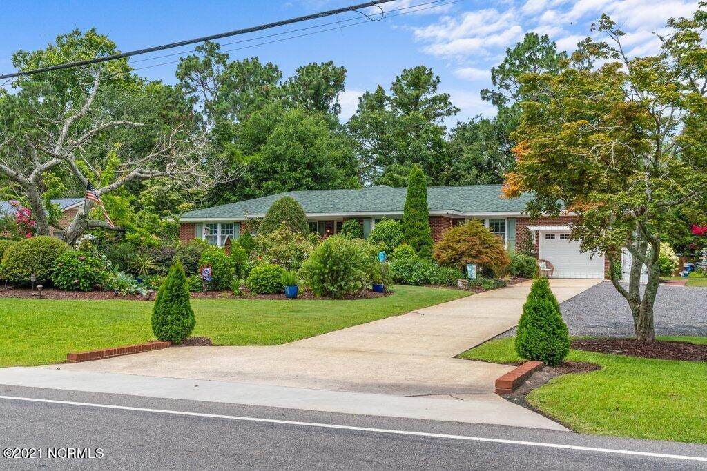 102 Cardinal Drive - Photo 1