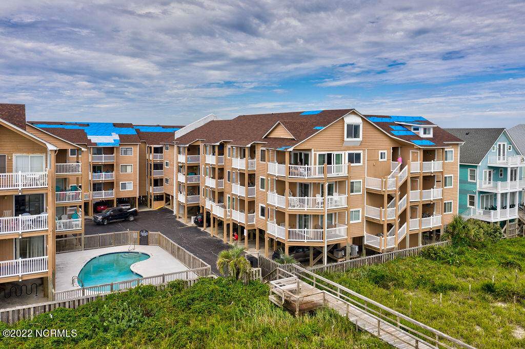 1101 Lake Park Boulevard - Photo 1