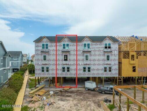 1113 Sapphire Avenue - Photo 1