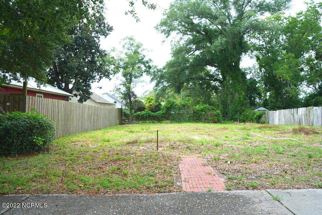 918 6th Street - Photo 1