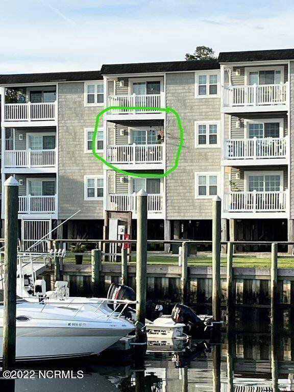 5400 Yacht Drive - Photo 1