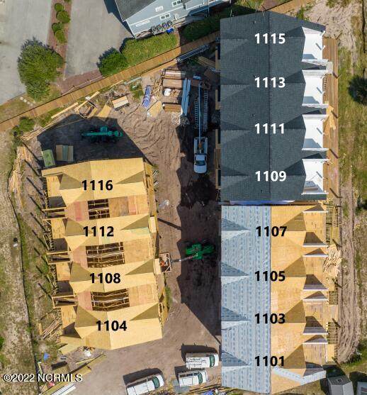 1112 Sapphire Avenue - Photo 1