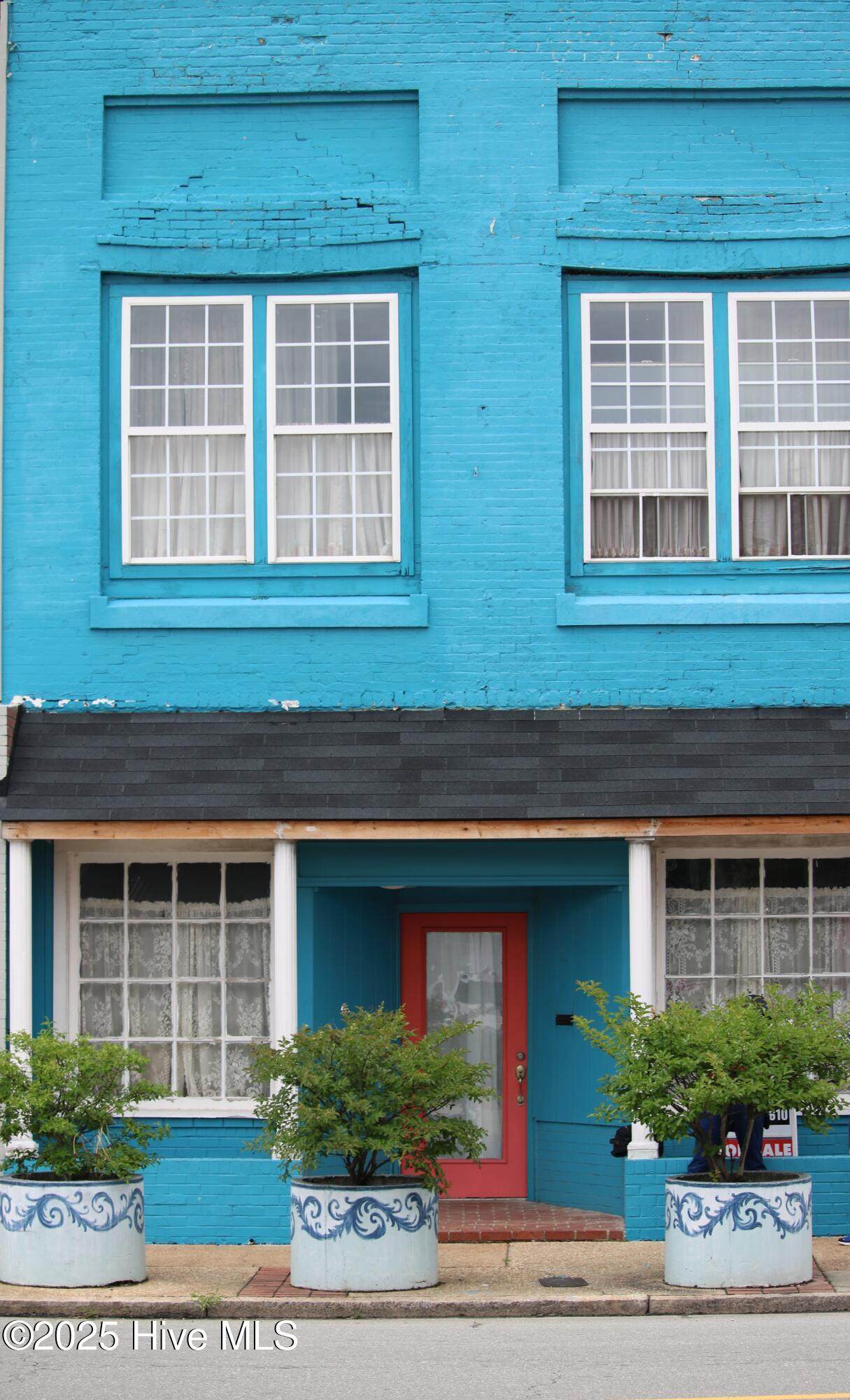 106 Anderson Street - Photo 1