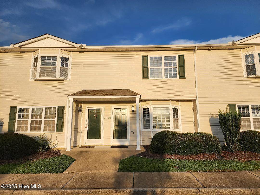 2375 Vineyard Drive - Photo 1