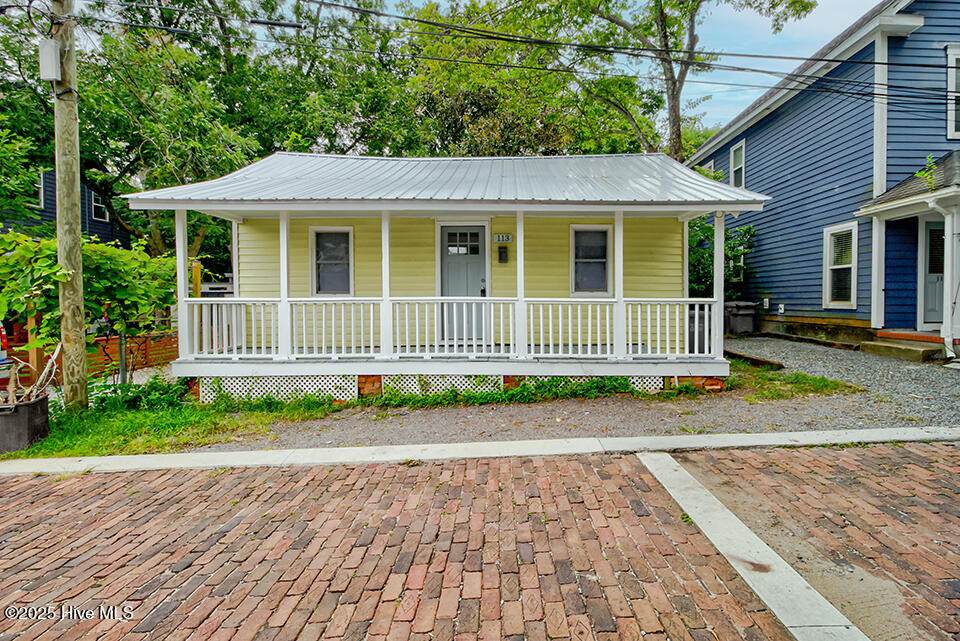113 St James Street - Photo 1