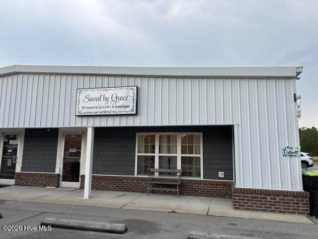 205 Academy Street - Photo 1