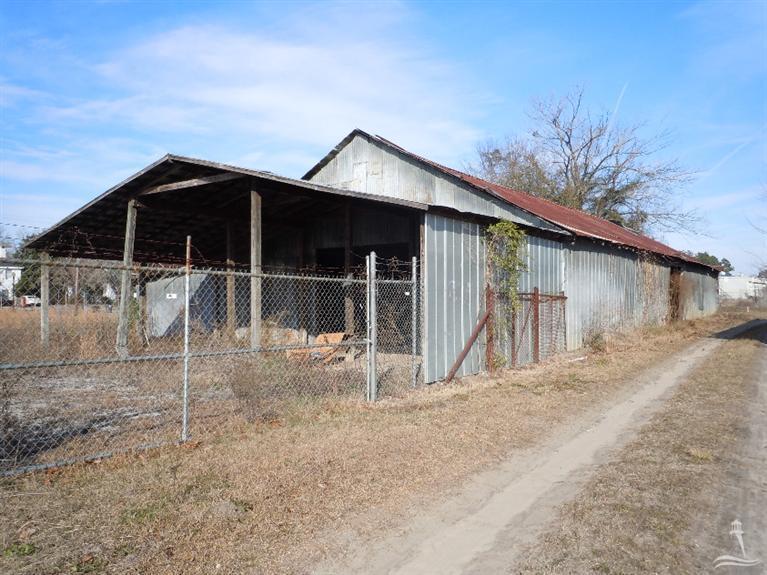 1025 Main Street, Fair Bluff, NC 28439 (MLS #20688956) :: Century 21 Sweyer & Associates
