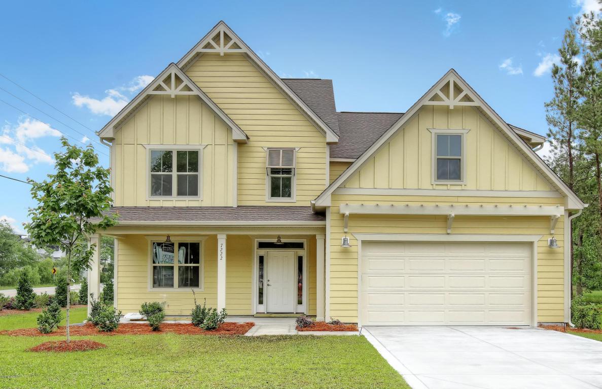 7222 Gregory Thorpe Lane, Wilmington, NC 28411 (MLS #30529412) :: Century 21 Sweyer & Associates