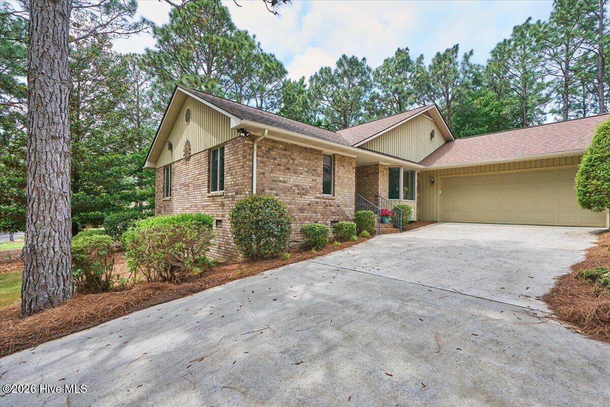 111 Sherwood Road - Photo 1