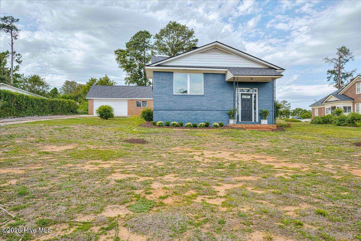 2327 Woodbine Road - Photo 1