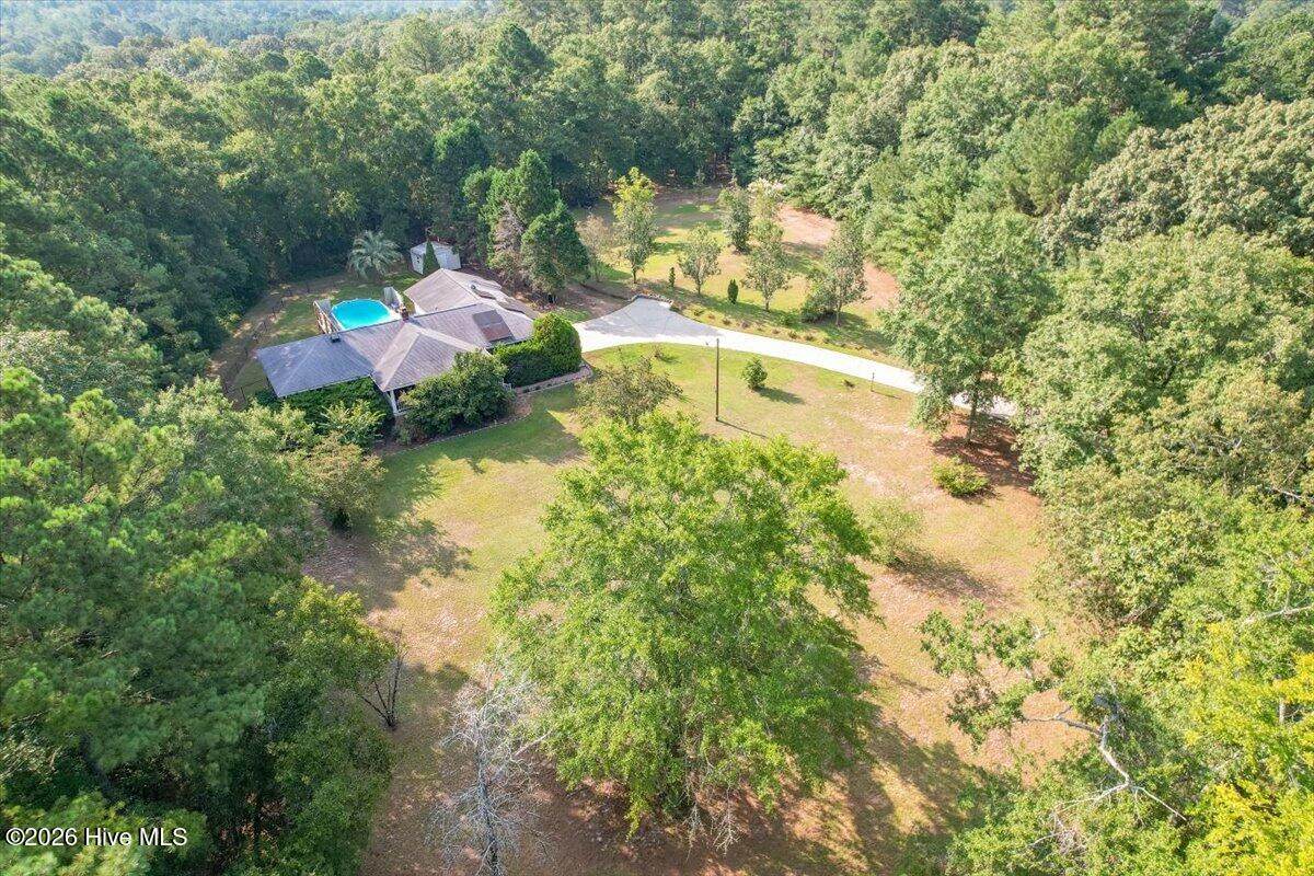 255 Hill And Dell Drive - Photo 1