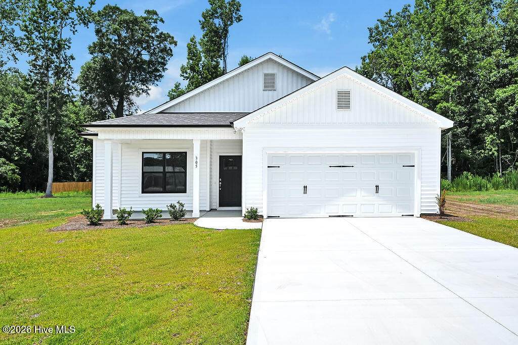 108 Eddie Drive - Photo 1