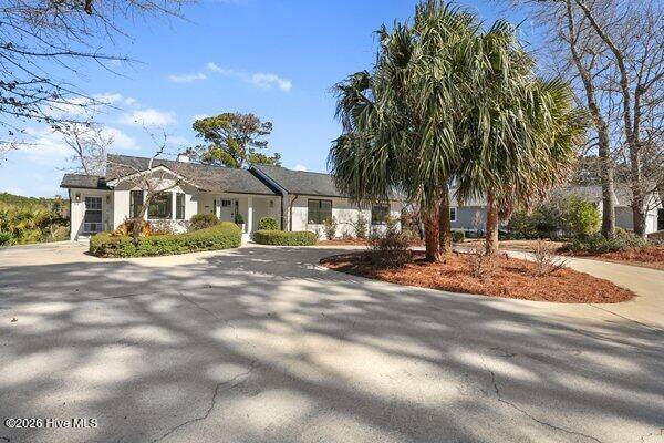 218 Olde Point Loop - Photo 1