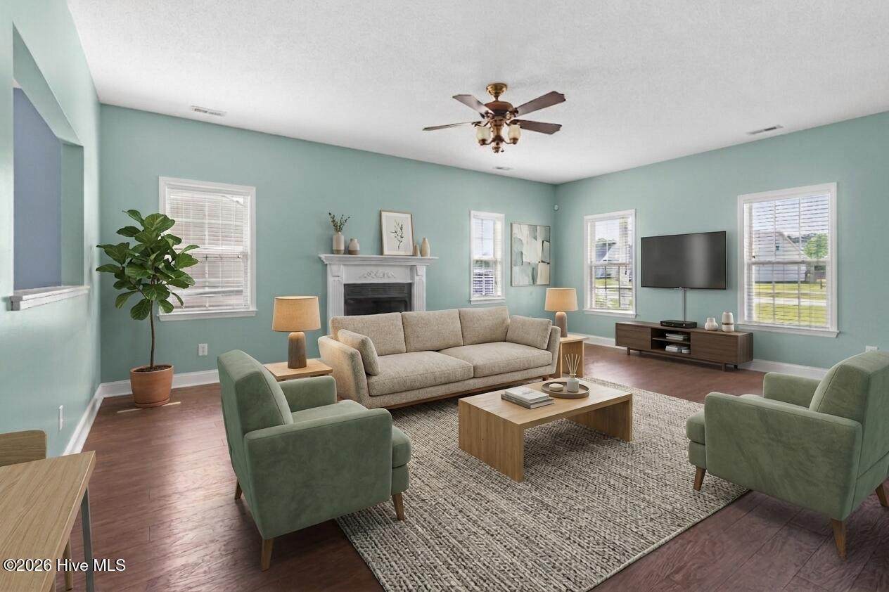 160 Macdonald Boulevard - Photo 1