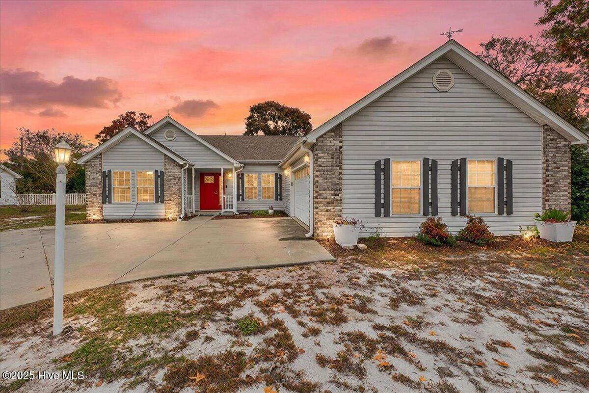 1709 Pharview Drive - Photo 1