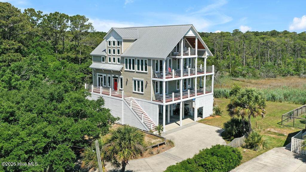 531 Seaview Road - Photo 1