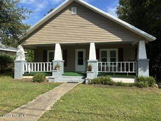 932 Walnut Street - Photo 1