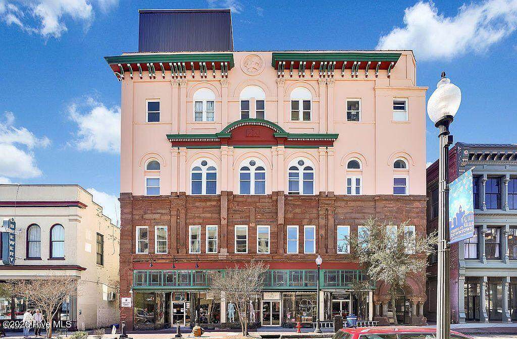 21 Front Street - Photo 1