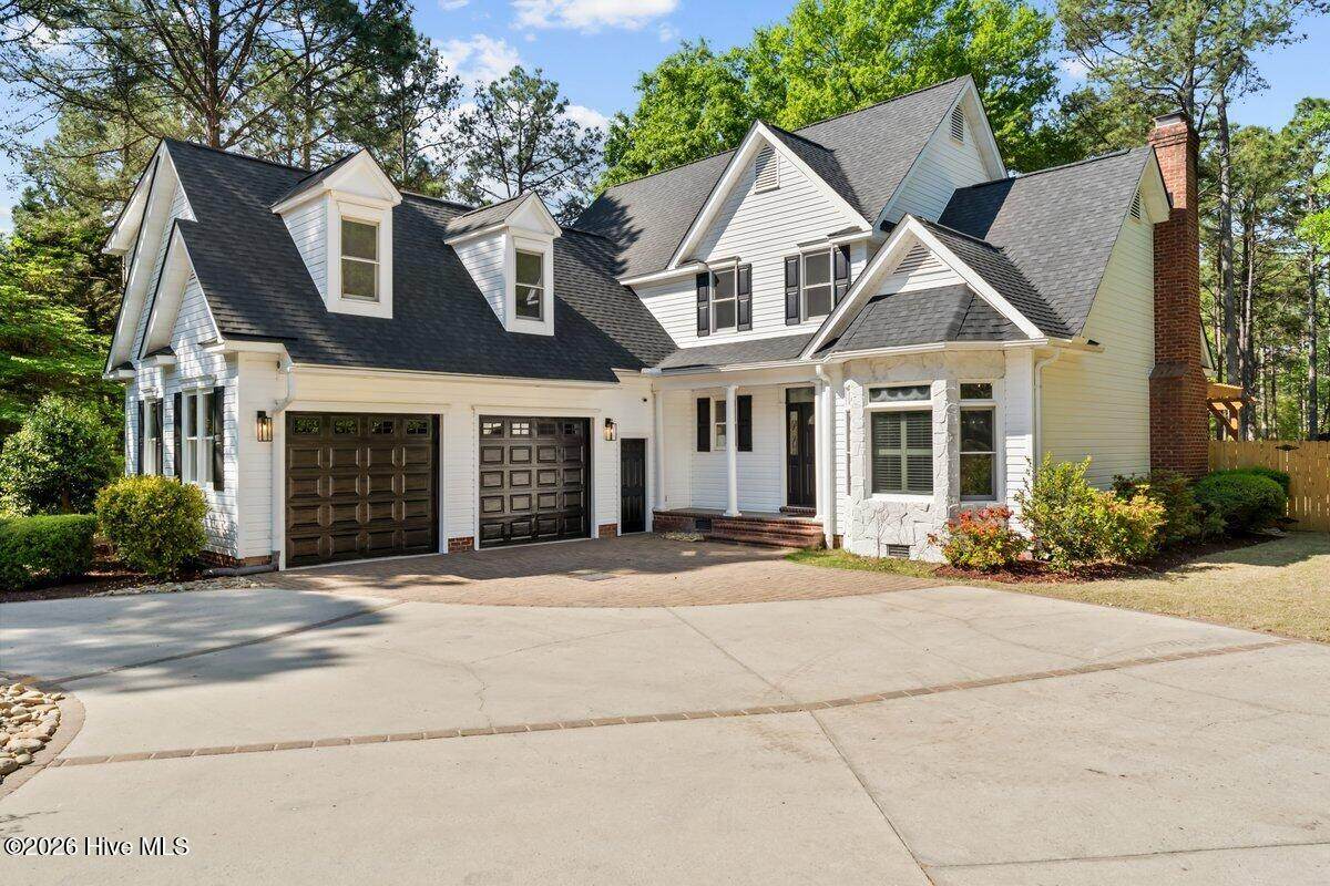 180 Rountree Lane - Photo 1